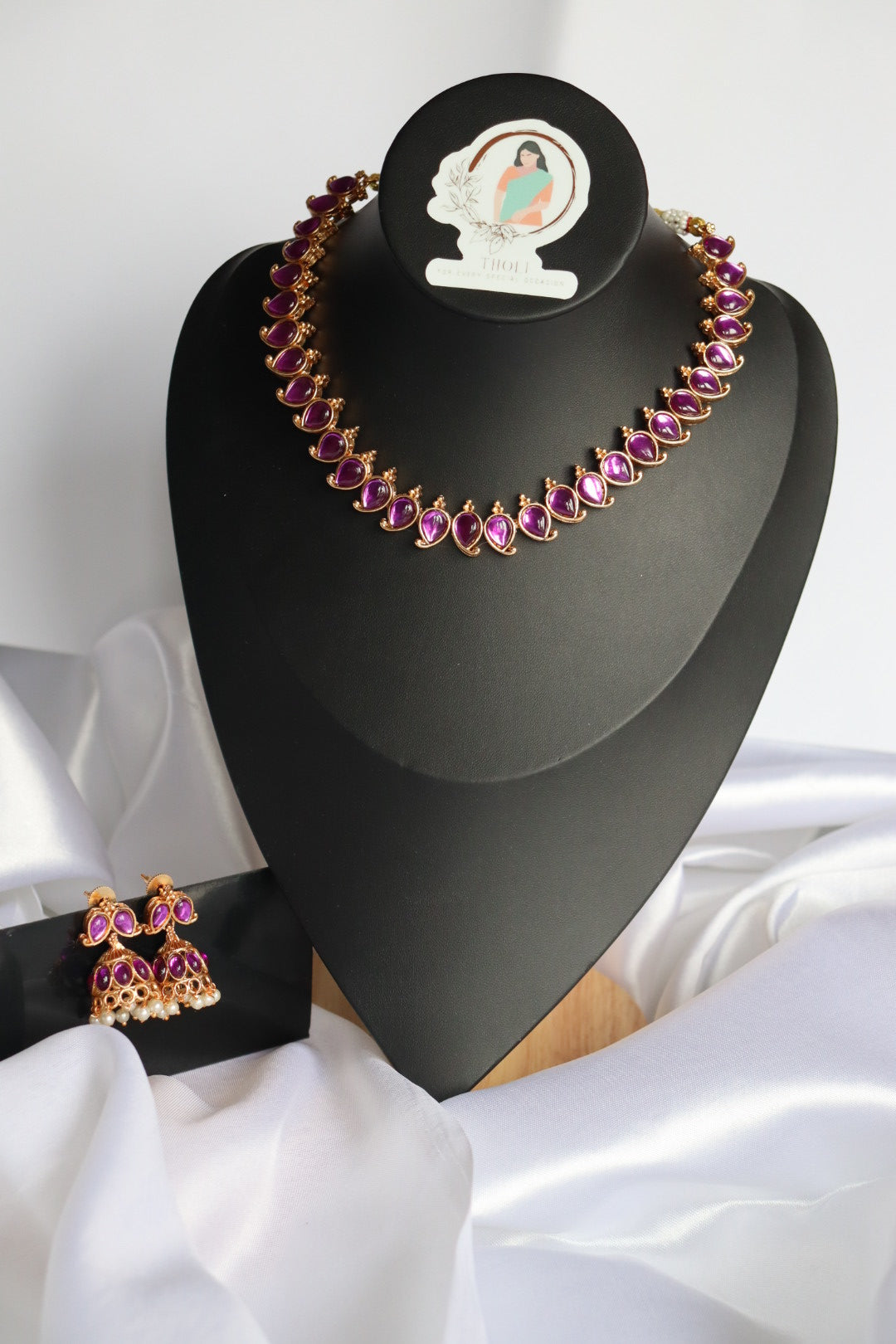 Mango drop necklace Pink