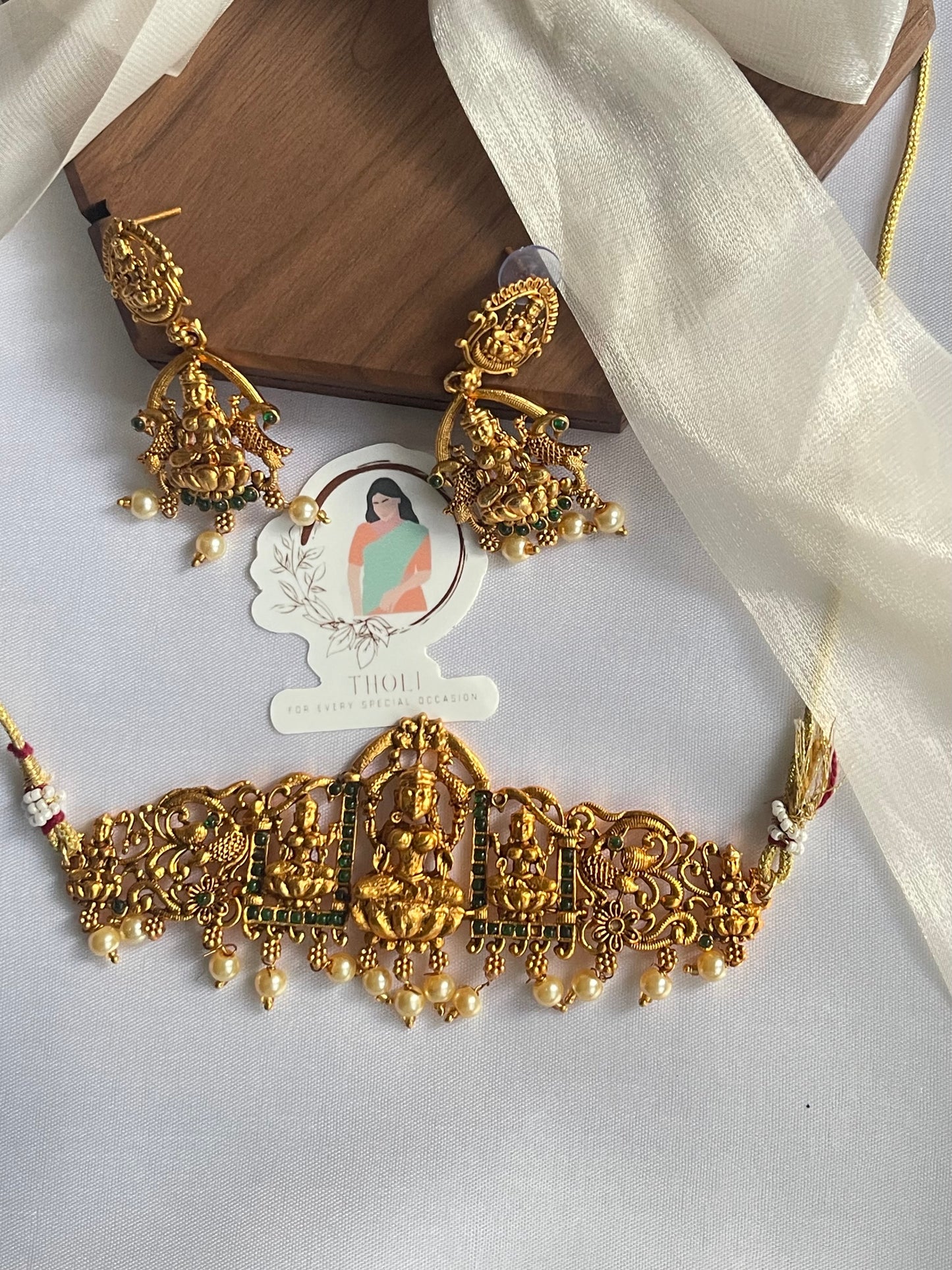 Temple Luxmi choker set