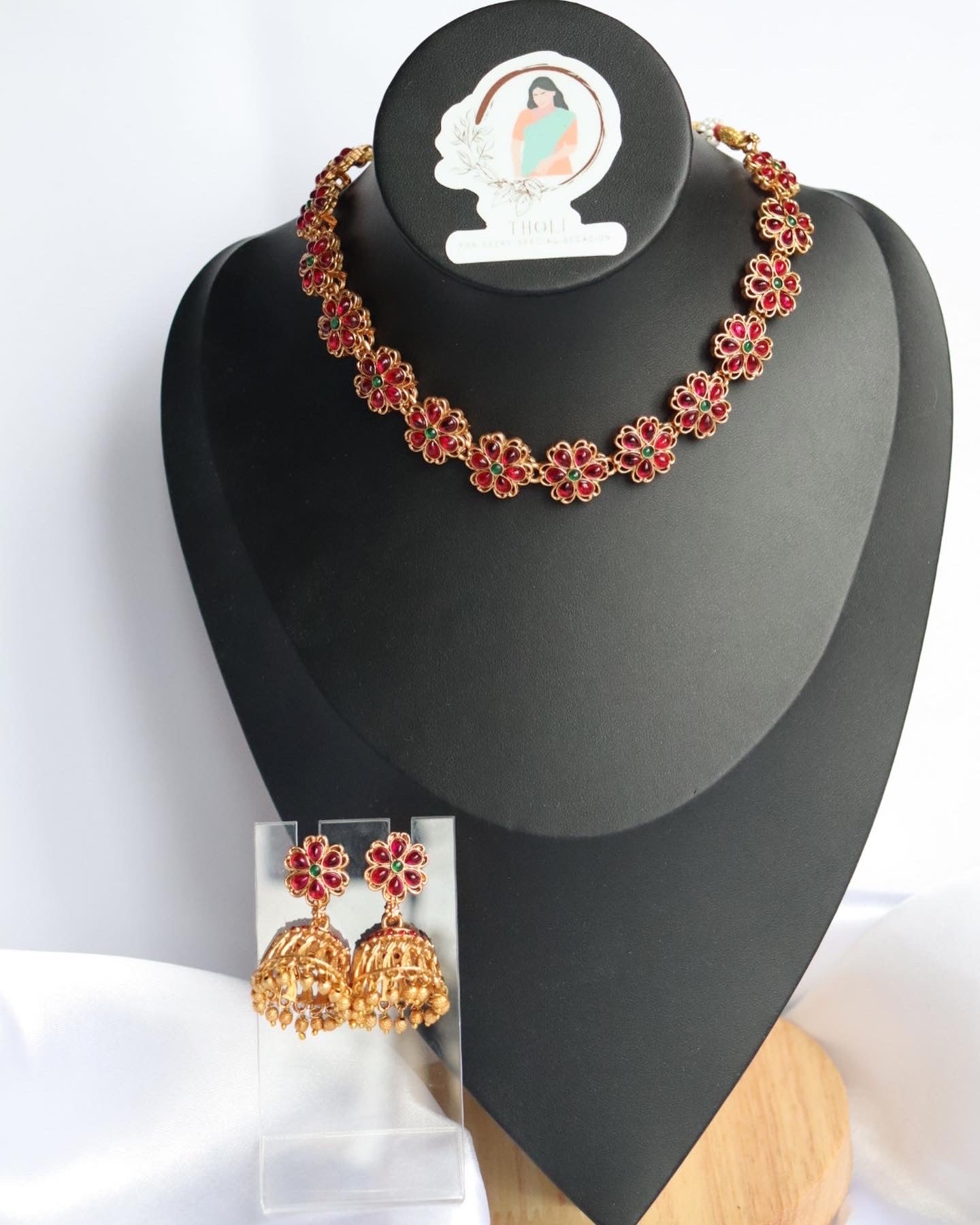 Floral drop necklace